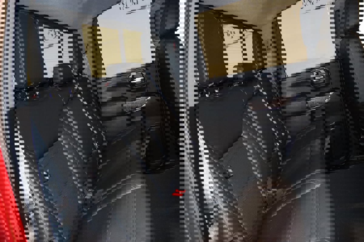 Used 2022 GMC Sierra 3500 Denali w/ Denali Ultimate Package image 77