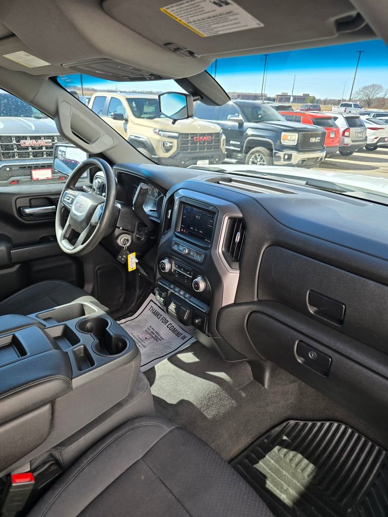 Used 2020 GMC Sierra 1500 4x4 Crew Cab w/ Convenience Package image 15