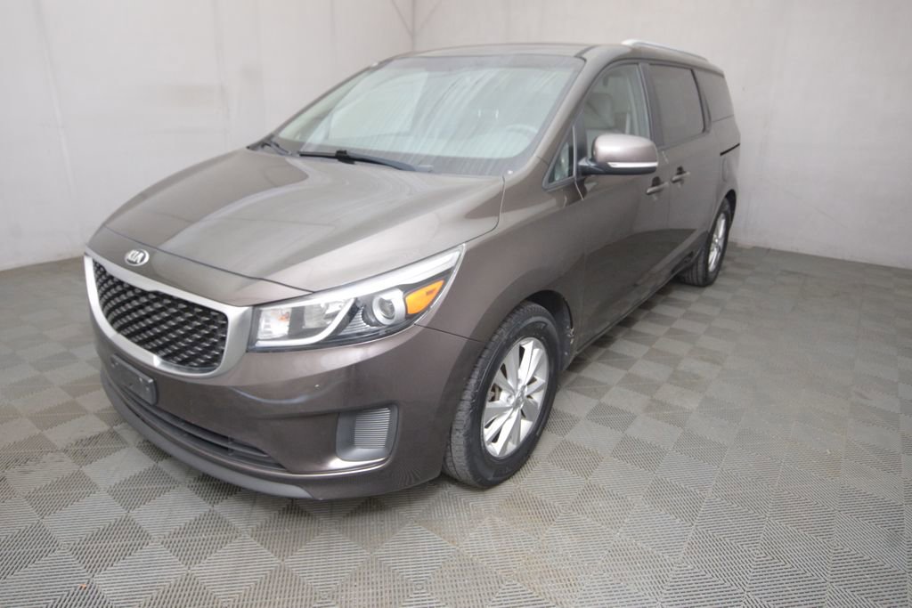 Used 2015 Kia Sedona LX