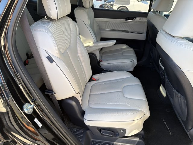 Used 2023 Hyundai Palisade Calligraphy AWD/4WD image 18