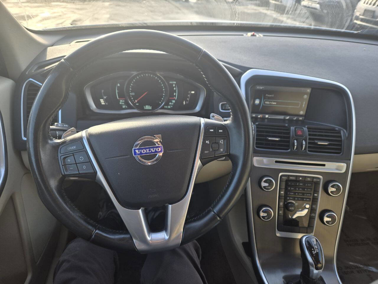 Used 2015 Volvo XC60 T6 image 29