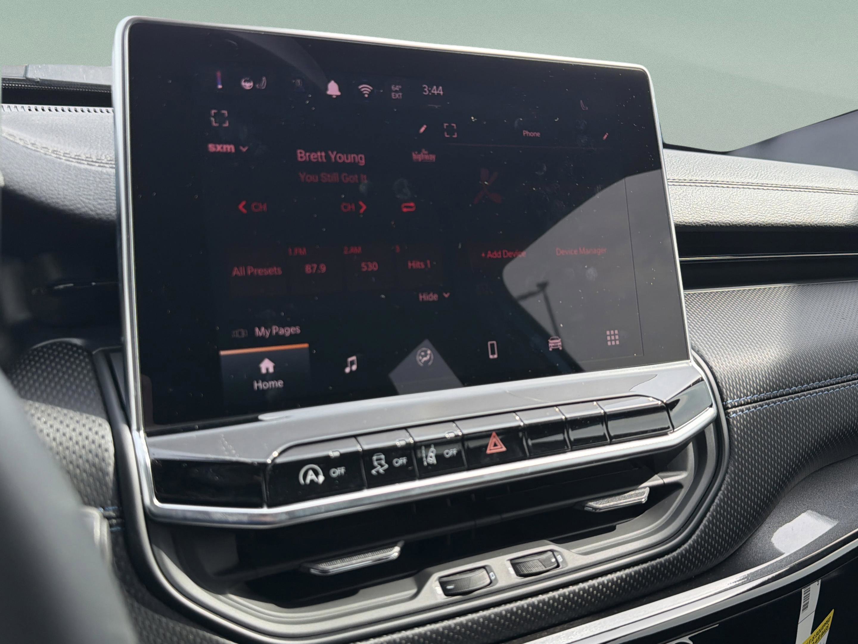 New 2026 Jeep Compass Latitude AWD/4WD image 11