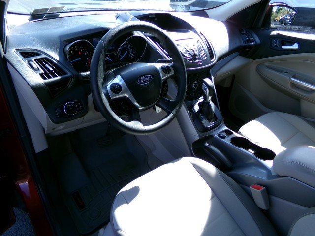Used 2014 Ford Escape SE image 14