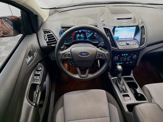 Used 2017 Ford Escape SE w/ Equipment Group 201A FWD image 21