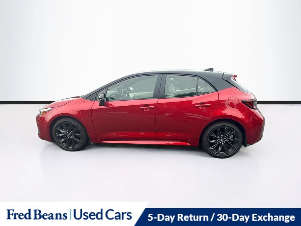 Used 2025 Toyota Corolla XSE FWD image 5