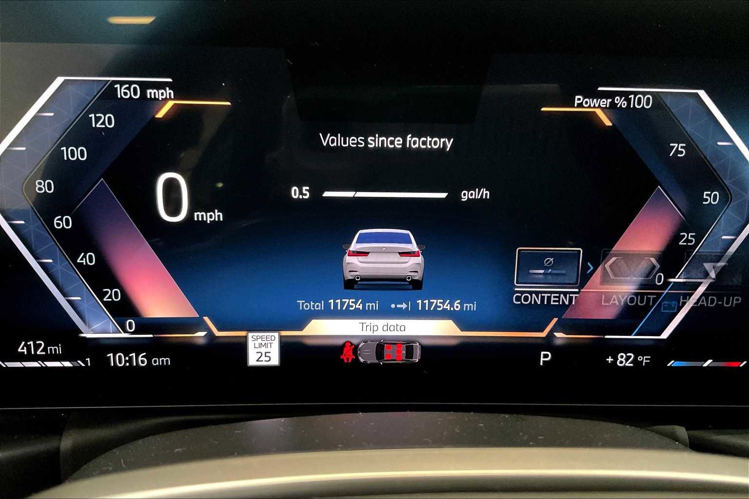 Used 2025 BMW 330i Sedan w/ Premium Package image 23