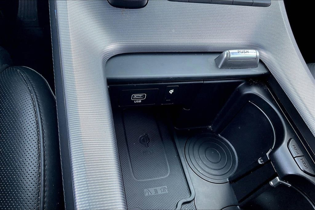 Used 2024 Hyundai Palisade Calligraphy image 35