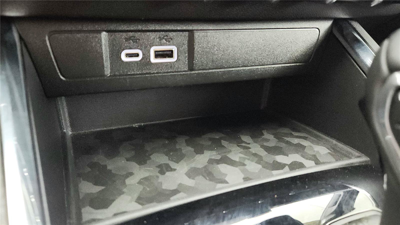 Used 2025 GMC Canyon Elevation RWD image 27