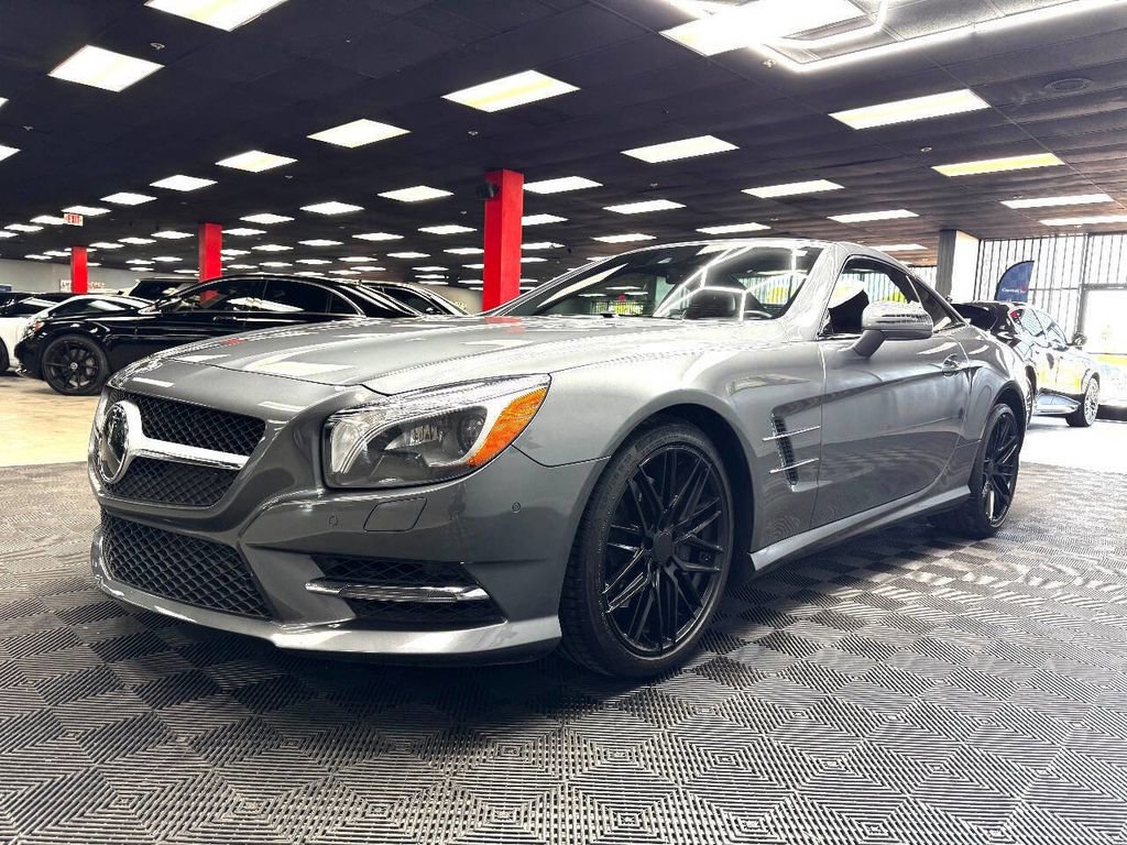 Used 2016 Mercedes-Benz SL 550 image 12