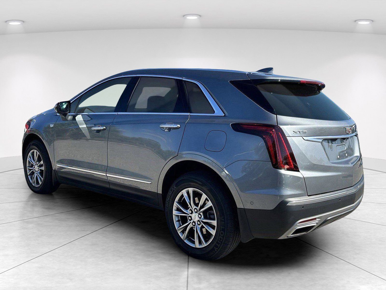 Used 2021 Cadillac XT5 Premium Luxury image 7