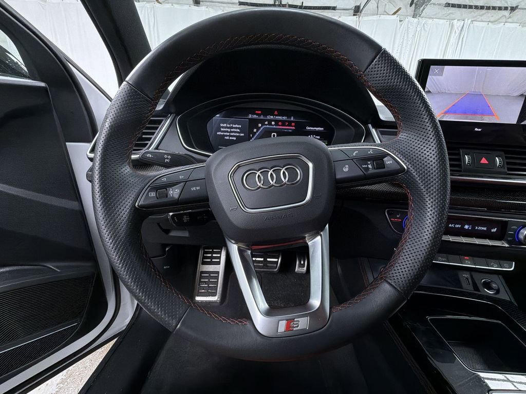 Used 2024 Audi SQ5 Premium Plus image 11