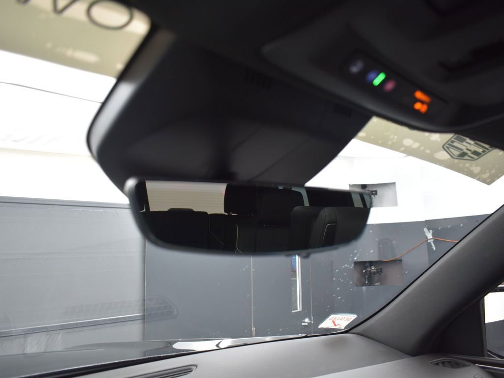 Certified 2024 Cadillac Escalade ESV Premium Luxury w/ Performance Package image 23