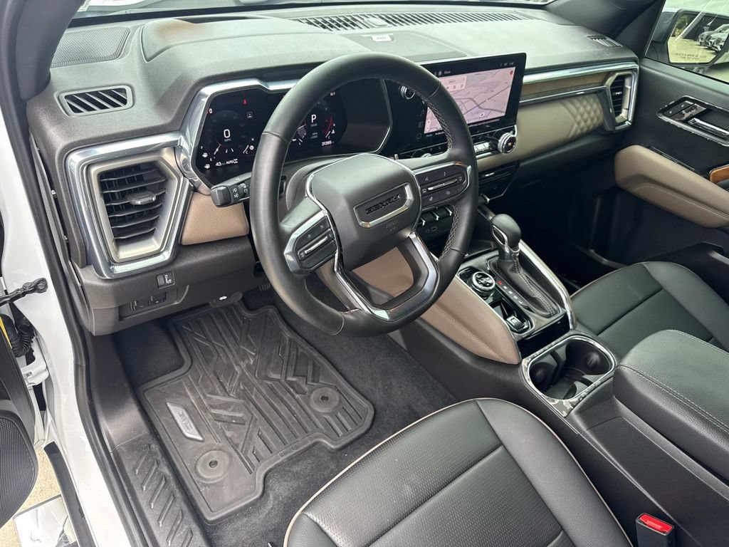 Used 2025 GMC Canyon Denali AWD/4WD image 21