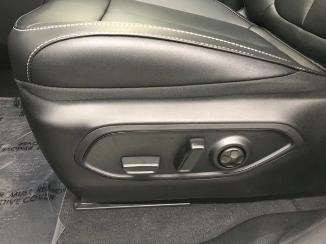 New 2025 Jeep Grand Cherokee Limited 4xe image 10