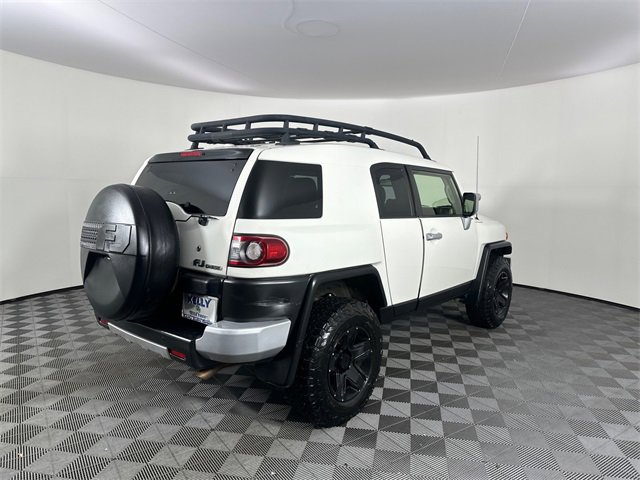 Used 2014 Toyota FJ Cruiser 4WD w/ Upgrade Package image 8