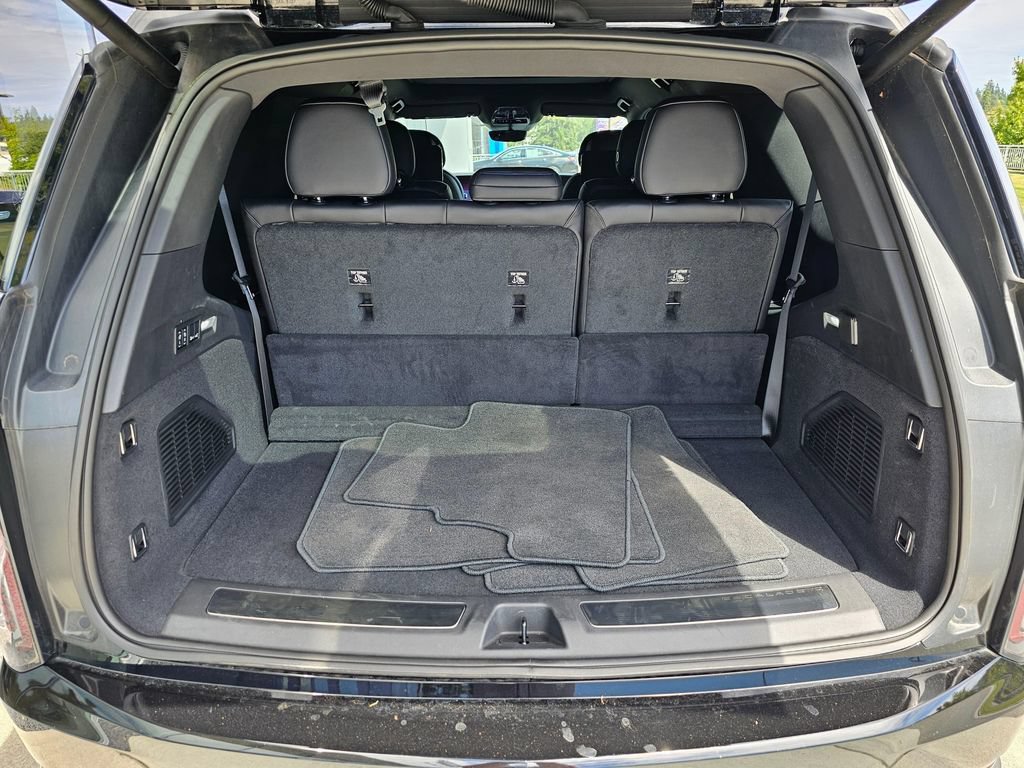 New 2026 Cadillac Escalade IQL Luxury AWD/4WD image 14