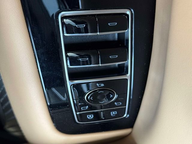 Used 2025 Cadillac Escalade IQ Sport 2 image 28