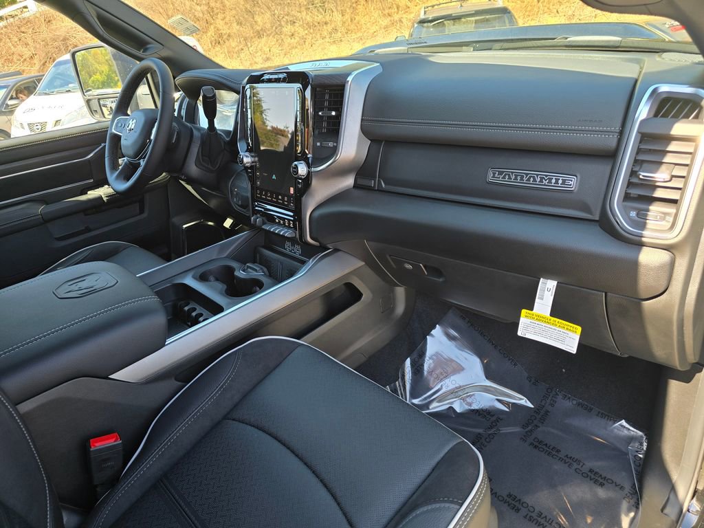 New 2026 RAM 2500 Laramie w/ Night Edition AWD/4WD image 31