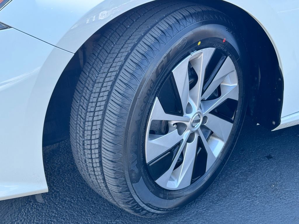 Used 2019 Nissan Altima 2.5 S FWD image 14