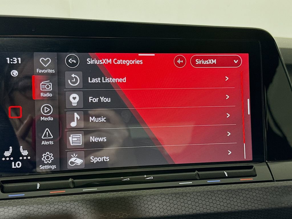Used 2024 Volkswagen GTI SE image 27