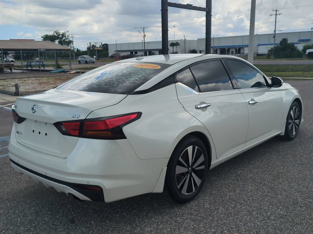 Used 2019 Nissan Altima 2.5 SV FWD image 5