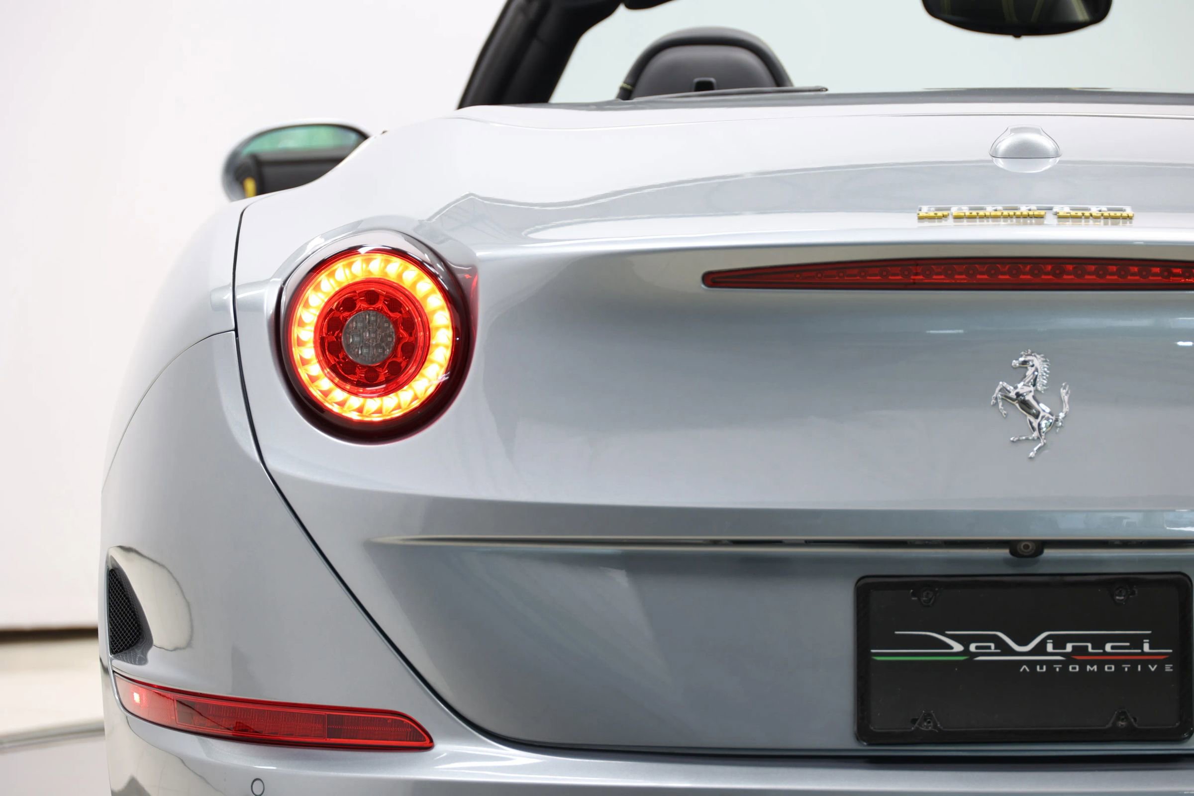 Used 2015 Ferrari California T image 56