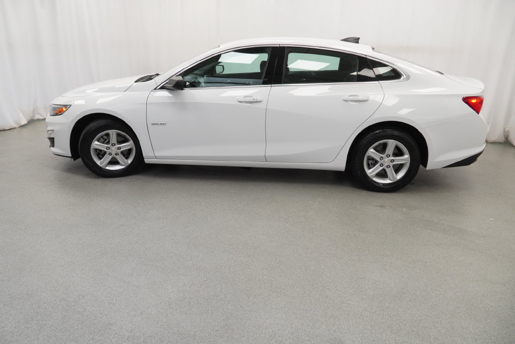 Certified 2023 Chevrolet Malibu LS FWD image 18
