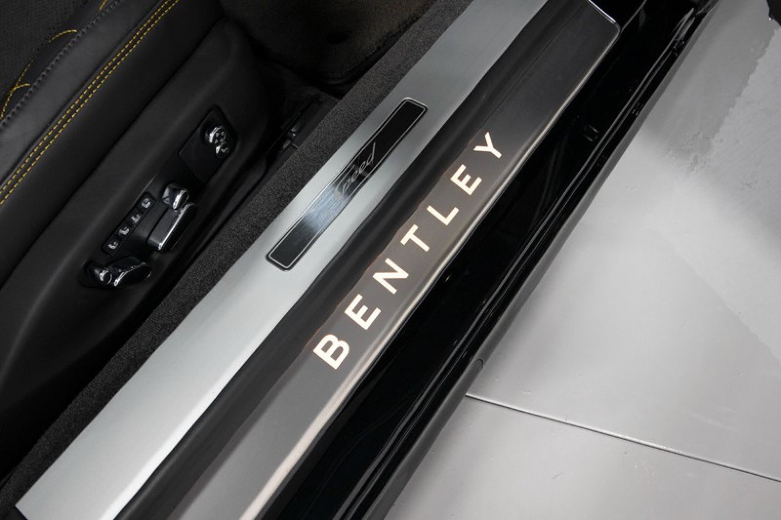 Used 2022 Bentley Continental GT Speed image 40