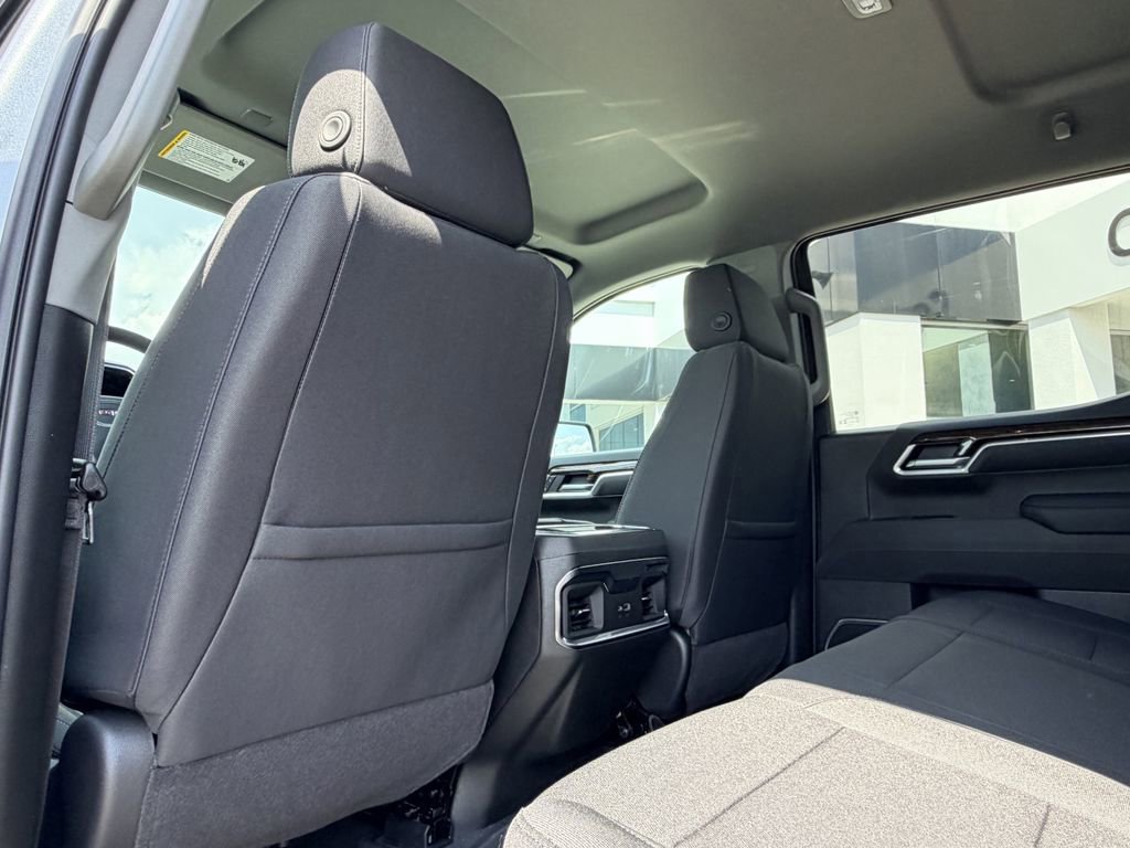 New 2026 GMC Sierra 1500 Elevation w/ LPO, Elevation Black Package image 17