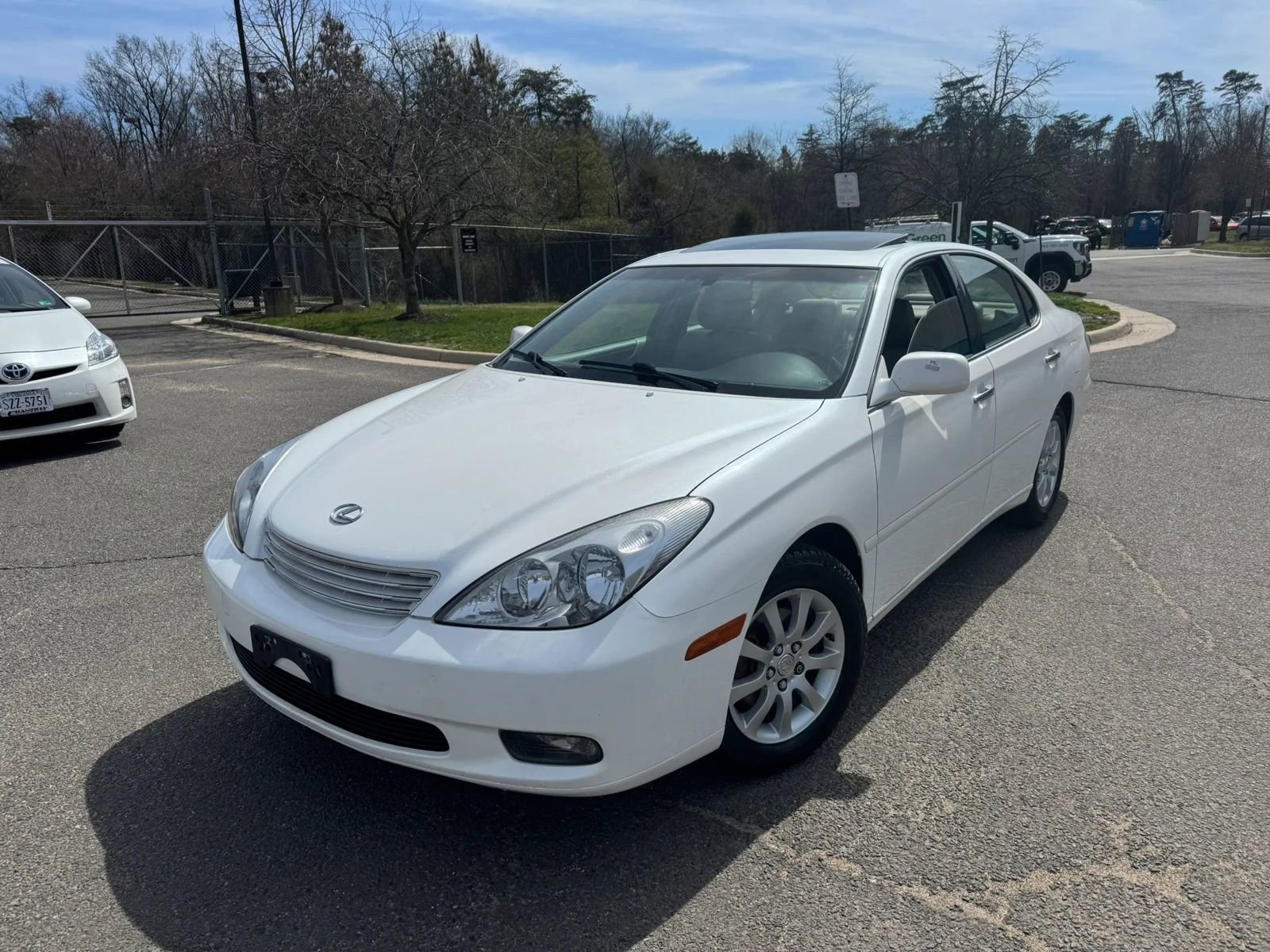 Used 2003 Lexus ES 330 FWD image 2