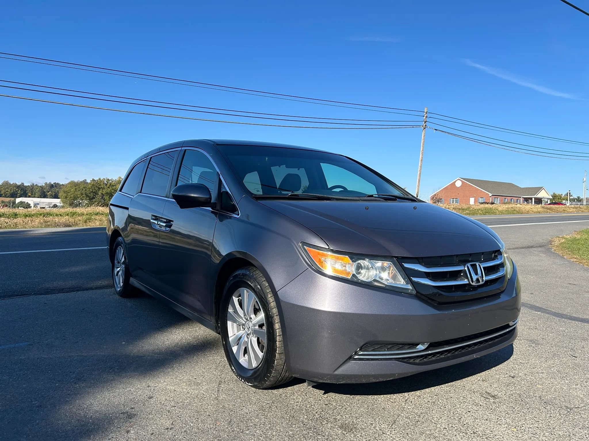Used 2016 Honda Odyssey SE image 3