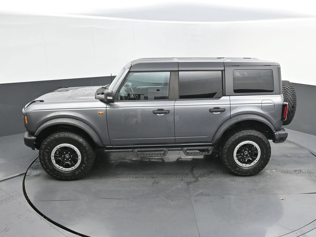 Used 2023 Ford Bronco Badlands w/ Sasquatch Package AWD/4WD image 28