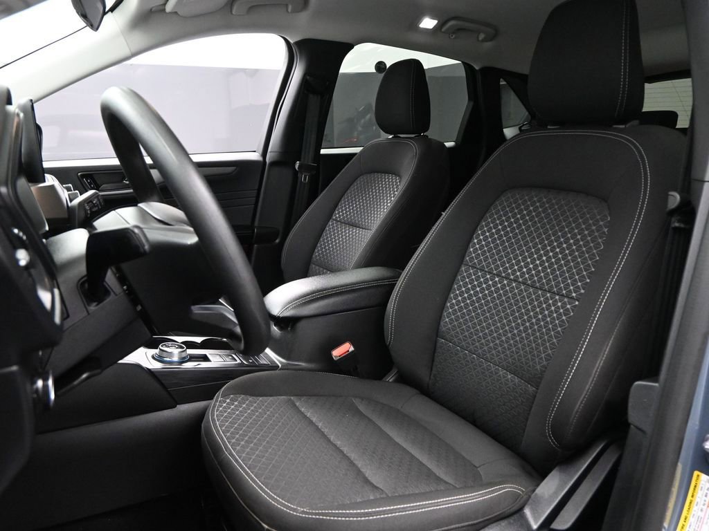 Used 2025 Ford Escape Active image 9