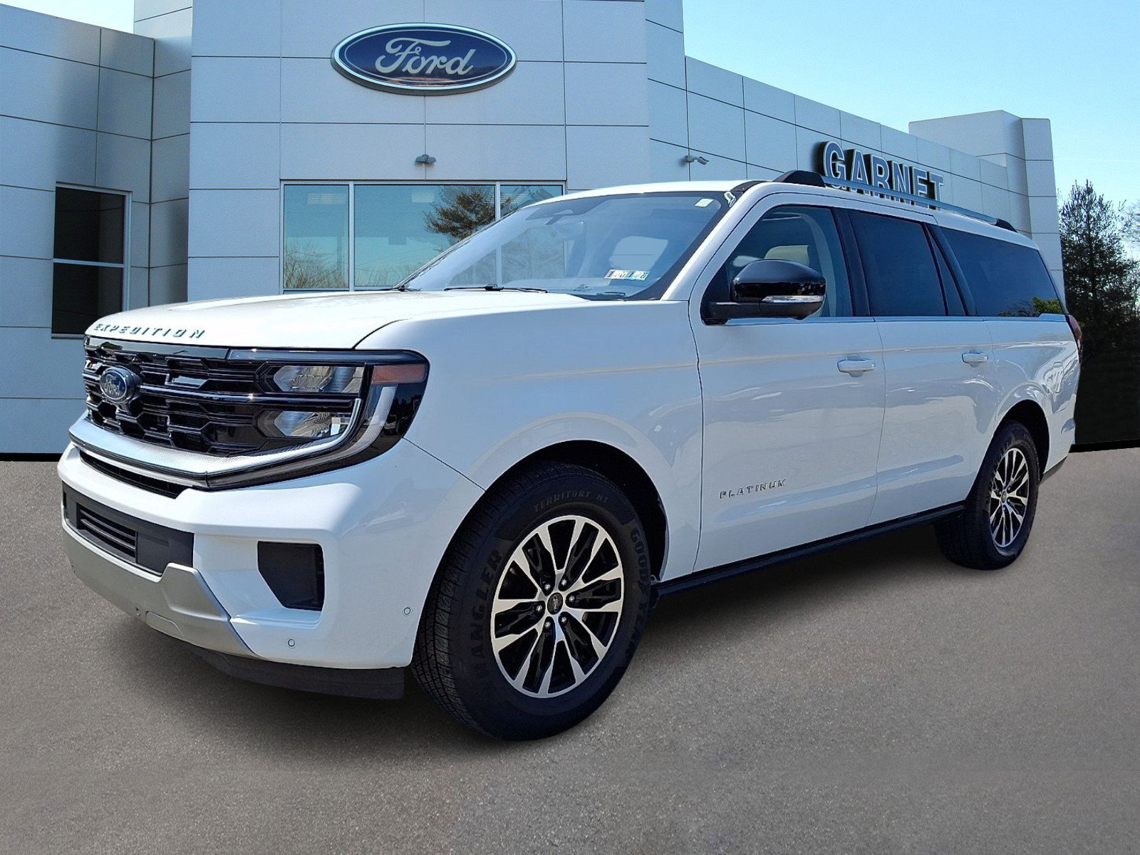 Certified 2025 Ford Expedition Max Platinum AWD/4WD image 4
