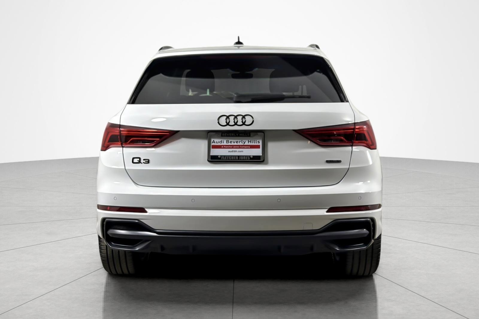 Used 2022 Audi Q3 2.0T Premium image 4