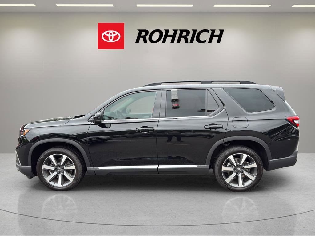 Used 2025 Honda Pilot Elite image 9