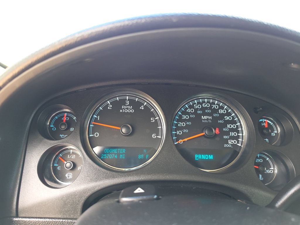 Used 2011 Chevrolet Avalanche LT AWD/4WD image 15