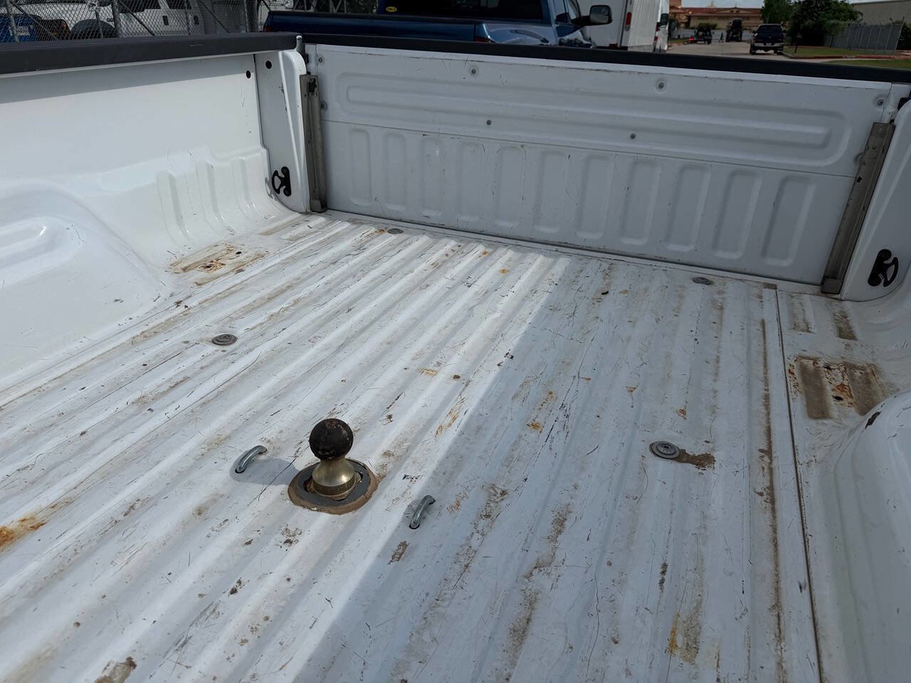 Used 2000 Ford F250 Lariat image 25