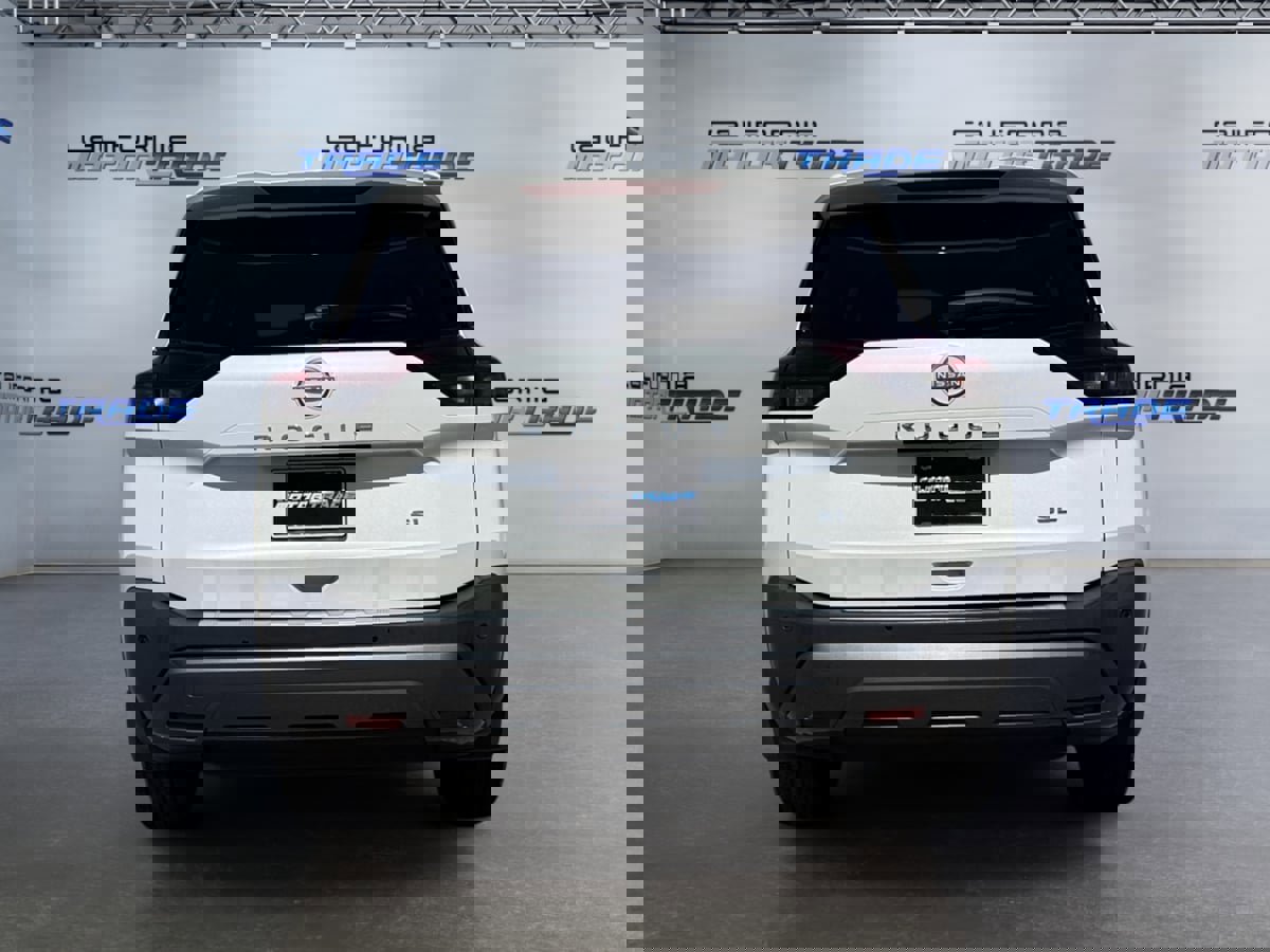 Used 2022 Nissan Rogue SL w/ SL Premium Package image 6