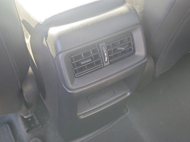 Used 2023 Honda CR-V EX-L image 10
