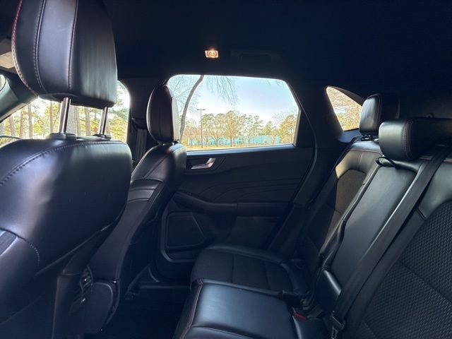 Used 2025 Ford Escape ST-Line image 22