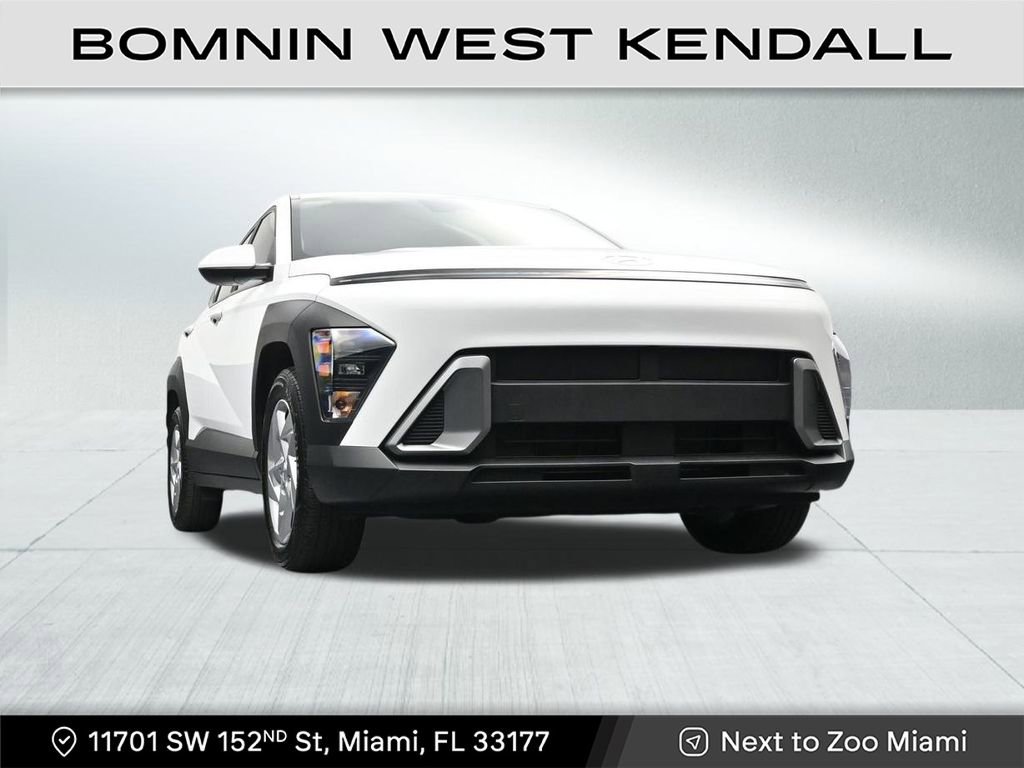 Used 2024 Hyundai Kona SE image 27