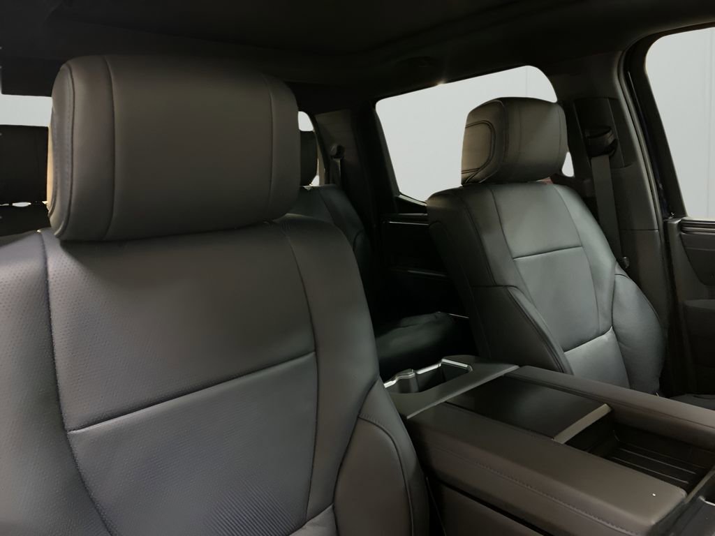 New 2025 Toyota Tundra Platinum image 18