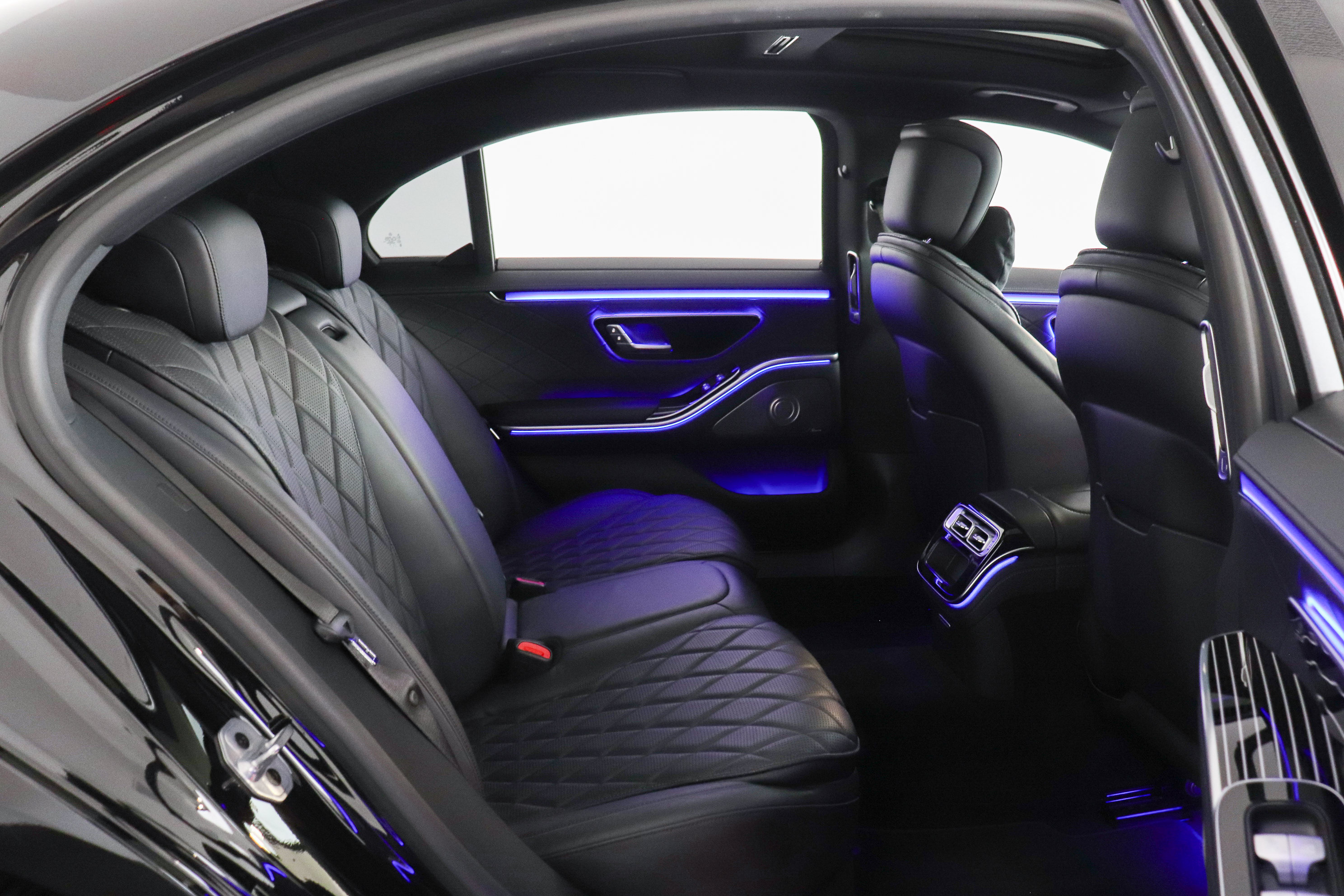 Used 2023 Mercedes-Benz S 580 4MATIC Sedan image 26