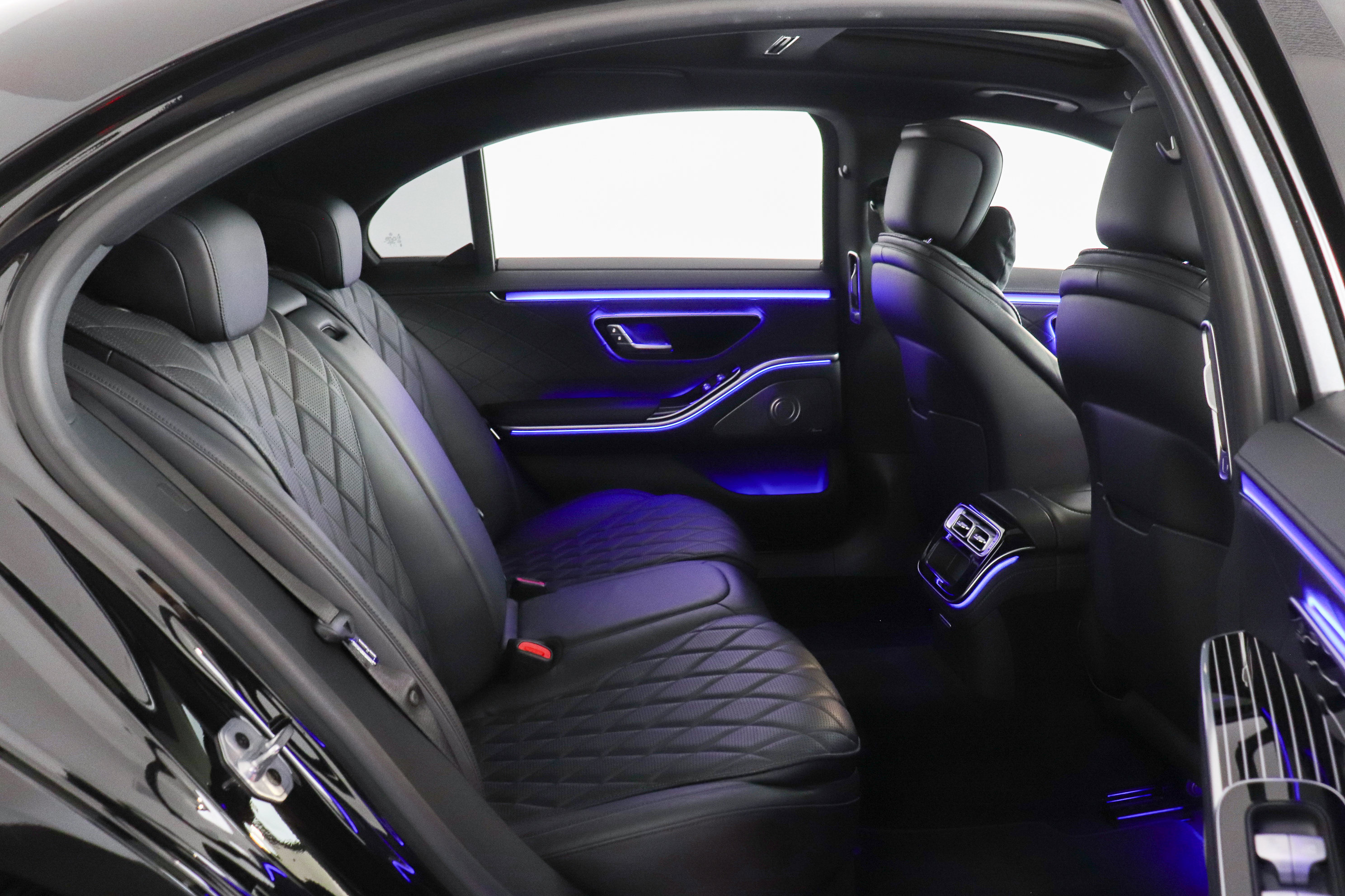 Used 2023 Mercedes-Benz S 580 4MATIC Sedan image 26