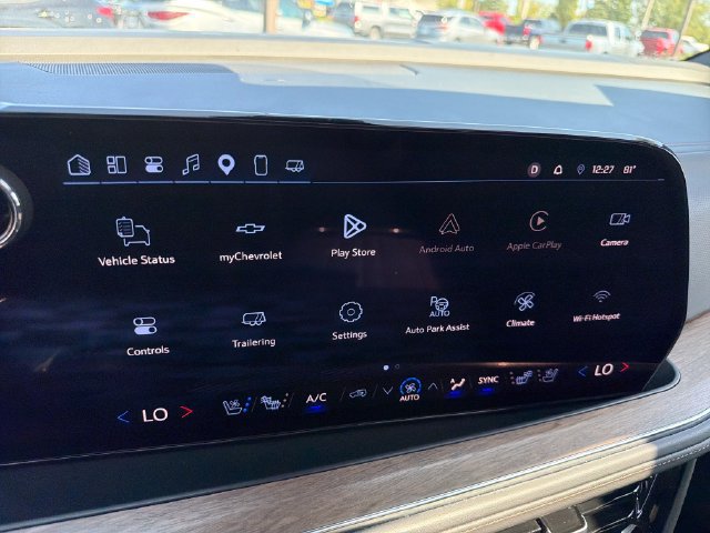 Certified 2025 Chevrolet Suburban High Country AWD/4WD image 18