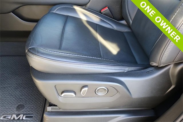 Used 2021 GMC Yukon XL Denali image 12