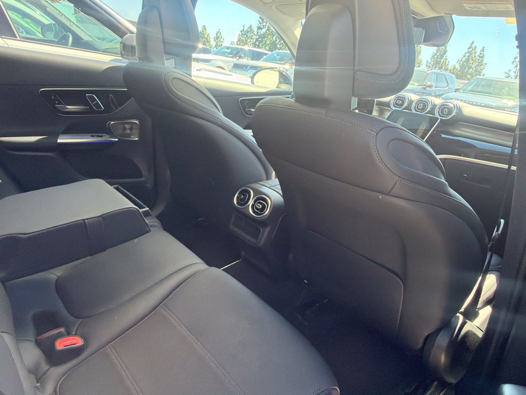 Used 2025 Mercedes-Benz GLC 350e 4MATIC w/ Driver Assistance Package image 12
