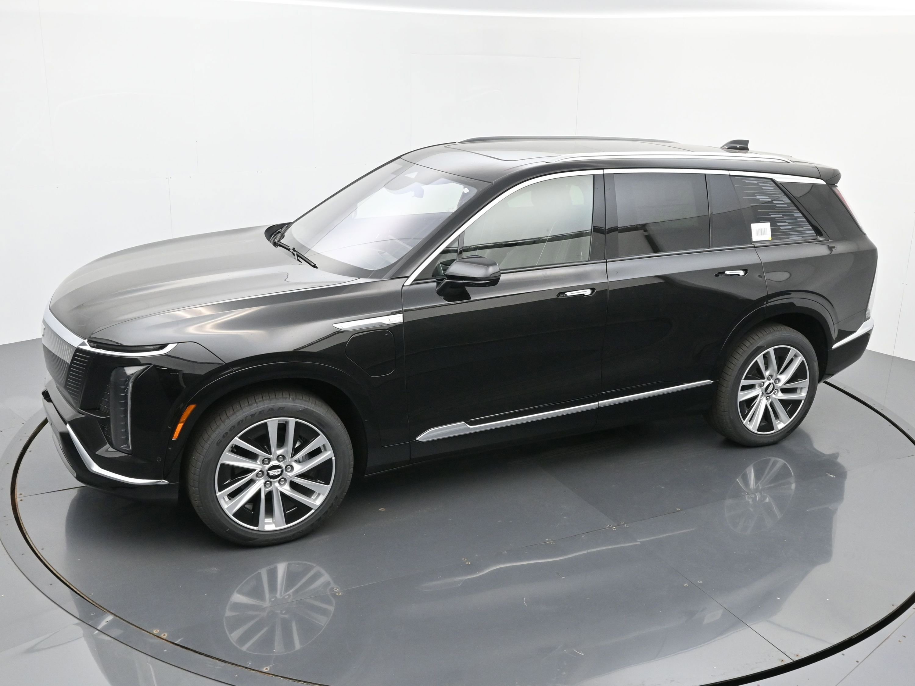 New 2026 Cadillac Vistiq Luxury w/ LPO, Floor Liner Package image 24