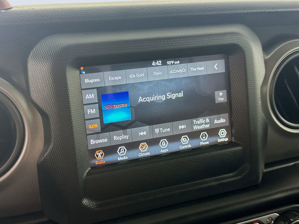 Used 2022 Jeep Gladiator Willys image 27